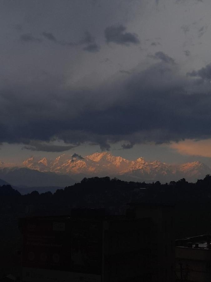 Neora Backpackers Hostel Darjeeling  Exterior foto